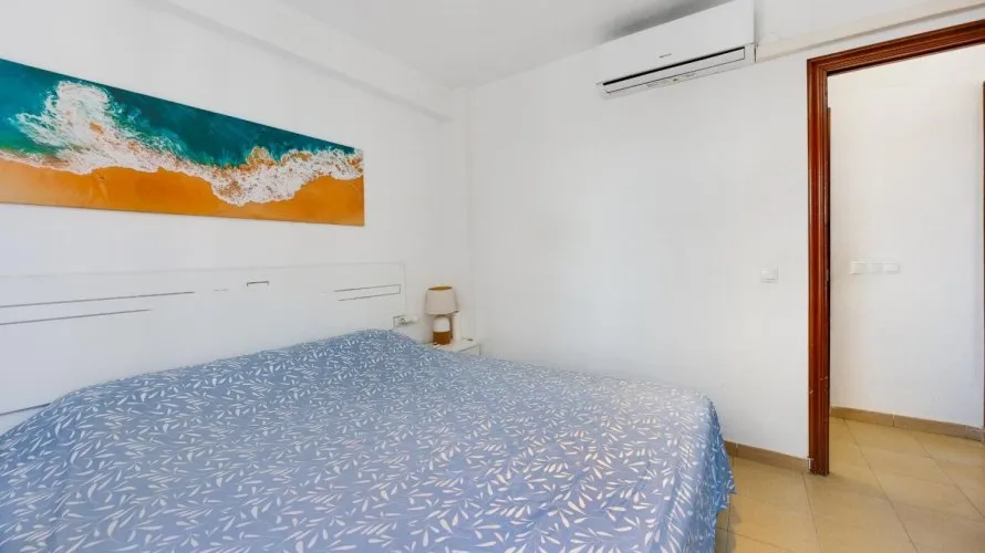 Apartamento de 70m² en Torrevieja, España No. 742 № 14