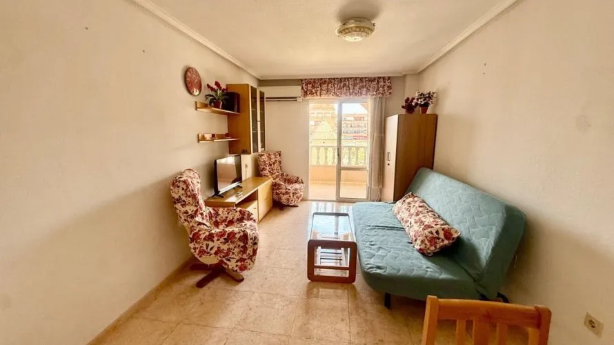 Apartamento de 1 dormitorio en Torrevieja, España No. 778 № 21