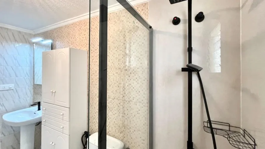 Bungalow de 2 dormitorios en Torrevieja, España No. 804 № 7