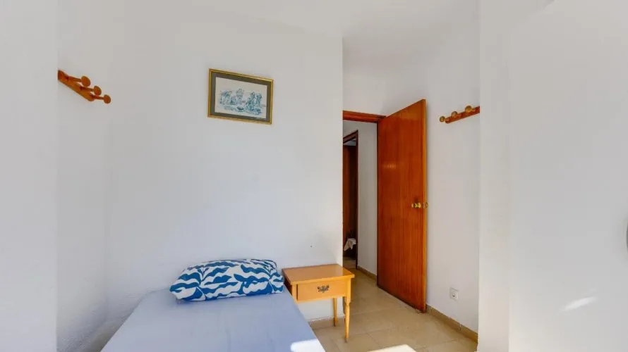 Apartamento de 70m² en Torrevieja, España No. 742 № 11