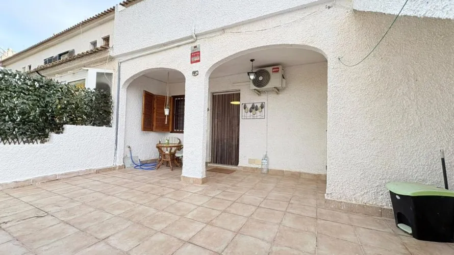 Bungalow de 42m² en Torrevieja, España No. 808 № 19
