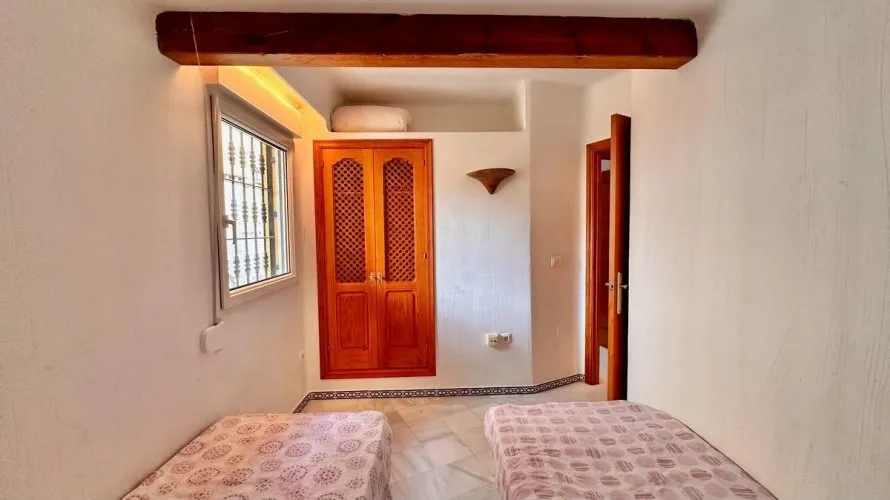 Apartamento de 2 dormitorios en Torrevieja, España No. 787