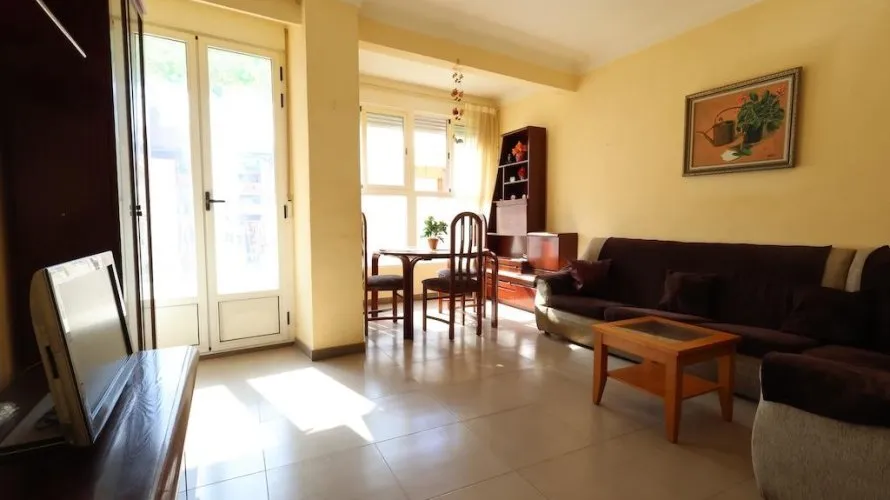 Apartamento de 3 dormitorios en Torrevieja, España No. 736 № 8