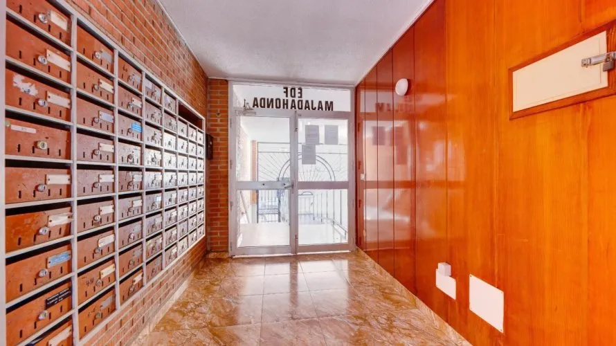 Apartamento de 70m² en Torrevieja, España No. 742 № 1
