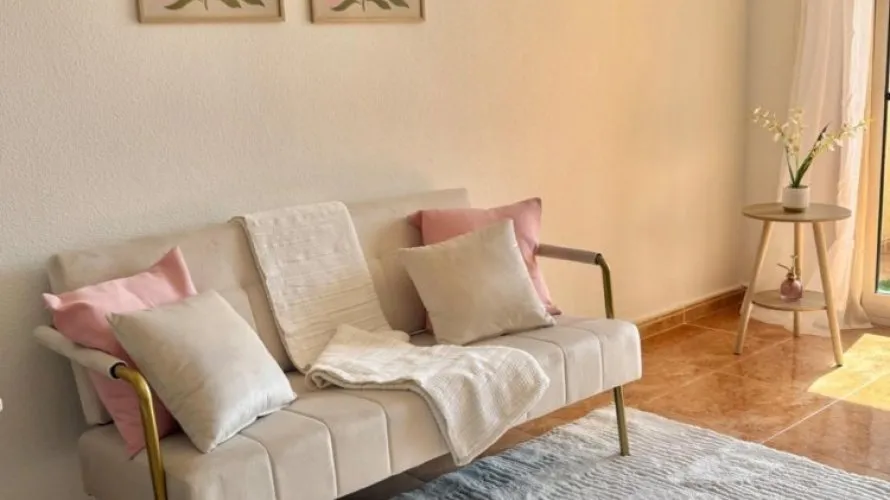 Apartamento de 1 dormitorio en Torrevieja, España No. 779 № 12