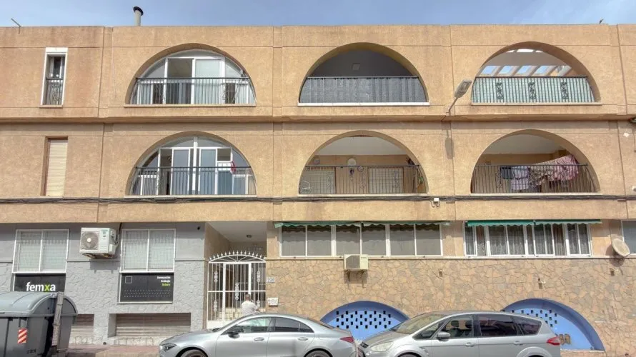 Apartamento de 1 dormitorio en Torrevieja, España No. 802 № 14