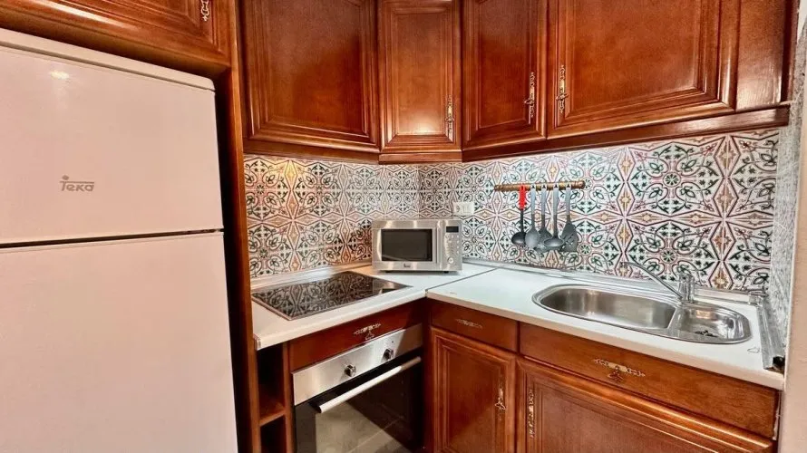 Apartamento de 2 dormitorios en Torrevieja, España No. 787 № 6