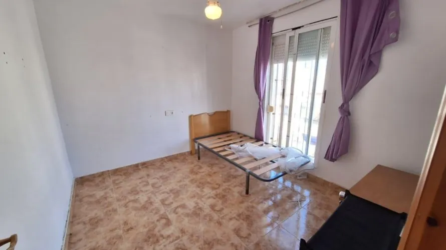 Сasa de 3 dormitorios en Torrevieja, España No. 775 № 12