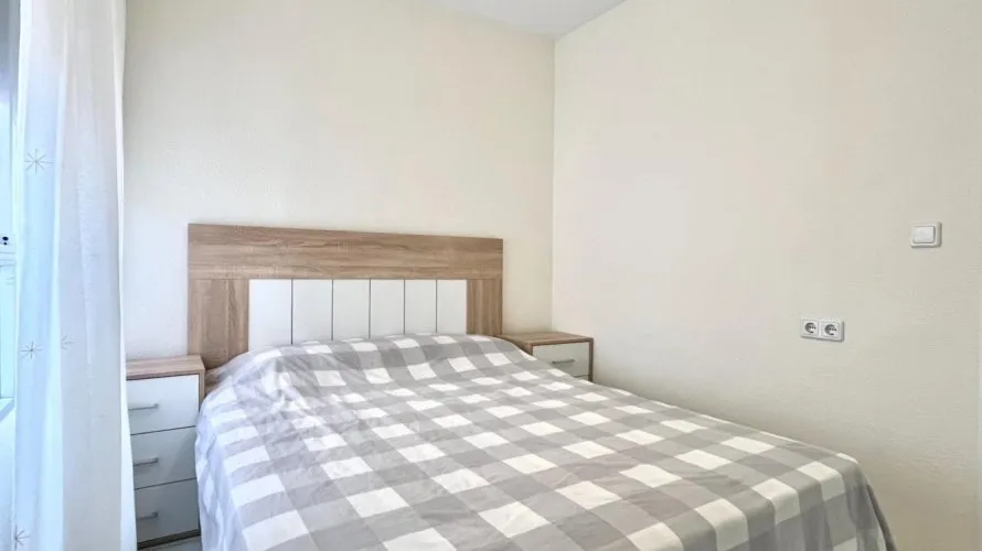 Bungalow de 2 dormitorios en Torrevieja, España No. 804 № 12