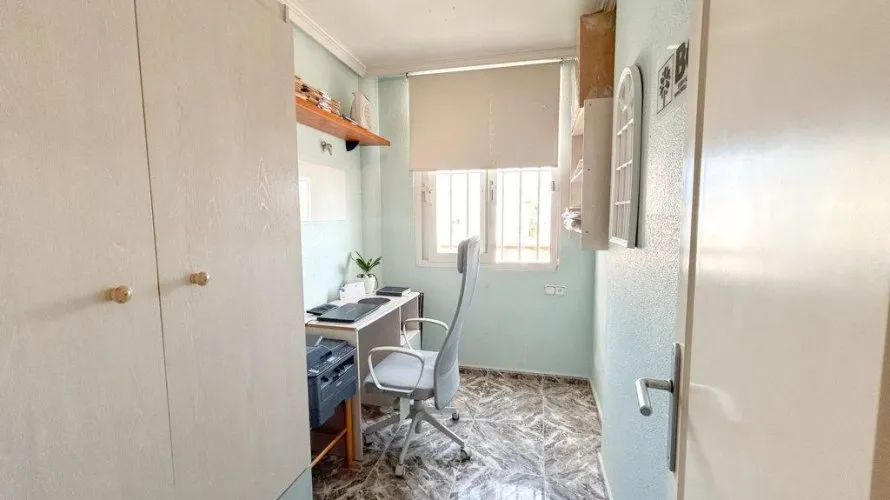 Ático de 1 dormitorio en Torrevieja, España No. 765 № 3