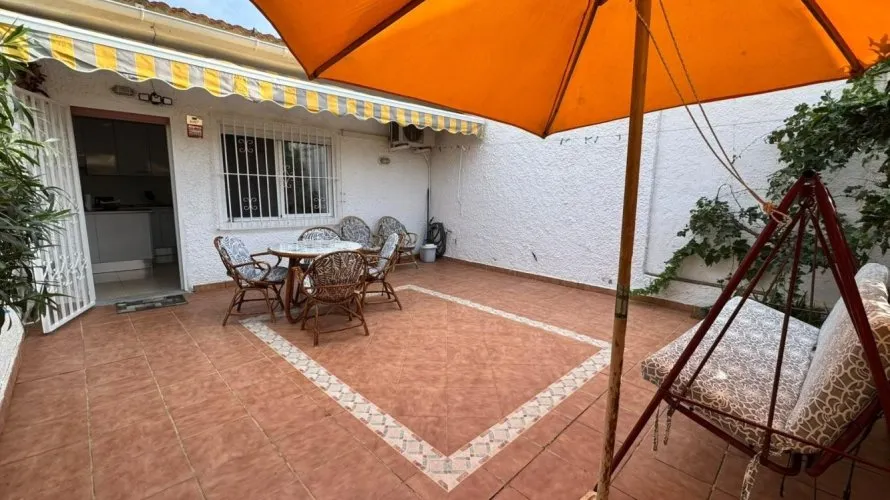 Bungalow de 2 dormitorios en Torrevieja, España No. 806 № 8