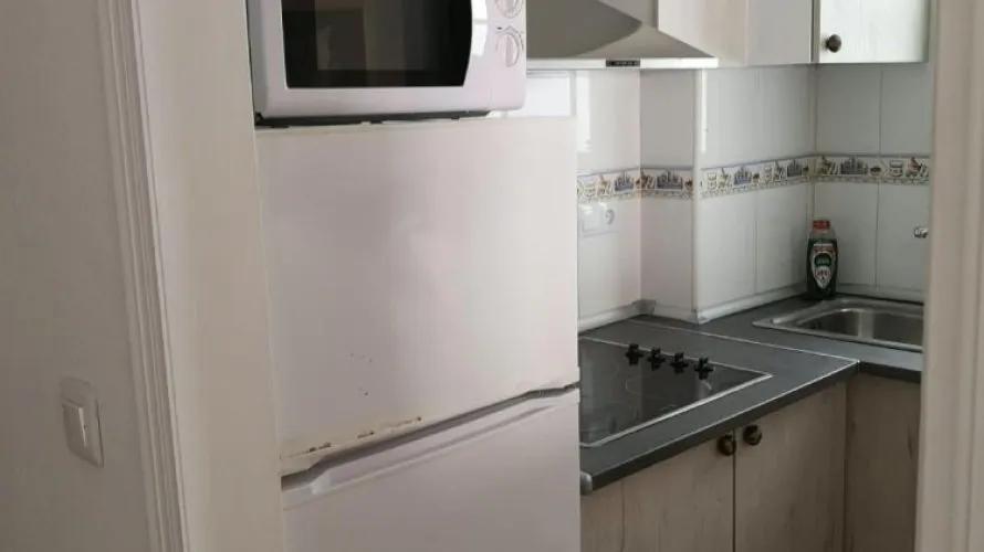 Apartamento de 2 dormitorios en Torrevieja, España No. 738 № 9