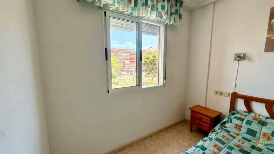 Apartamento de 1 dormitorio en Torrevieja, España No. 778 № 6