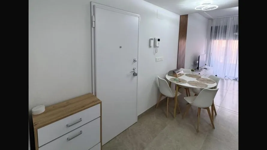 Apartment de 1 chambre à Torrevieja, Espagne No. 231 № 19