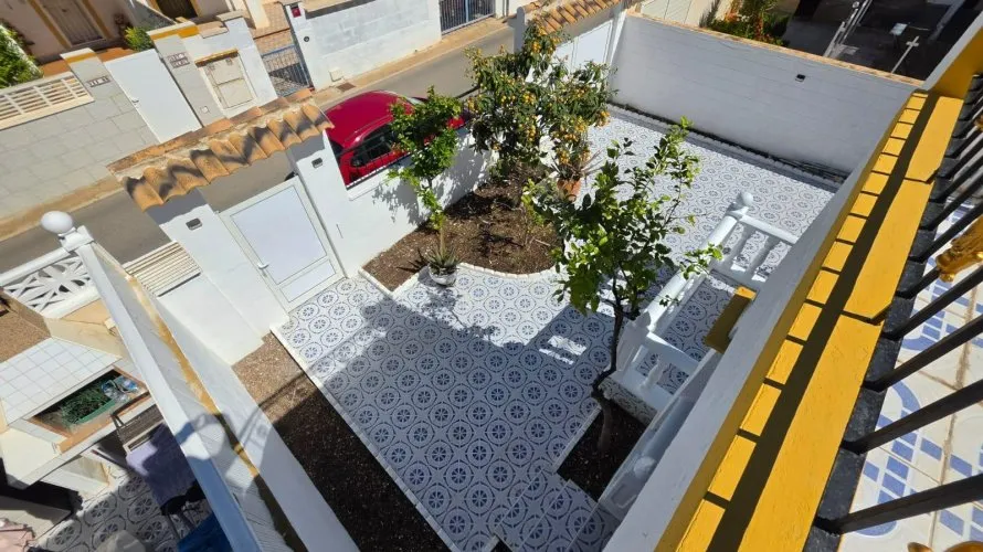 House de 3 chambres à Torrevieja, Espagne No. 229 № 6