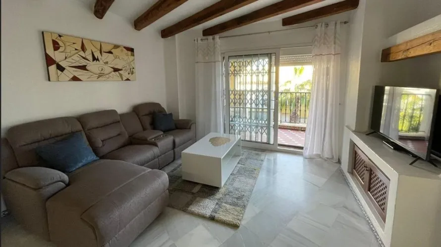 Apartment de 2 chambres à Torrevieja, Spain No. 186