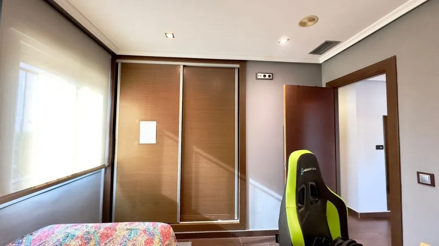 Commercial property de 12 chambres à Torrevieja, Spain No. 225 № 28