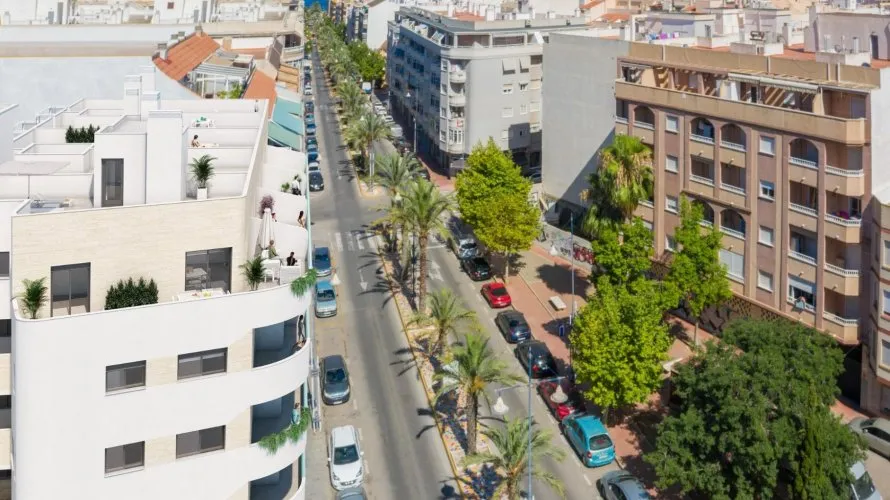 Apartment de 2 chambres à Torrevieja, Espagne No. 126 № 2