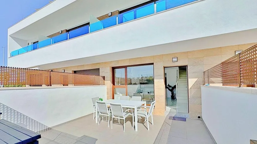Bungalow de 3 chambres à Torrevieja, Espagne No. 164 № 14