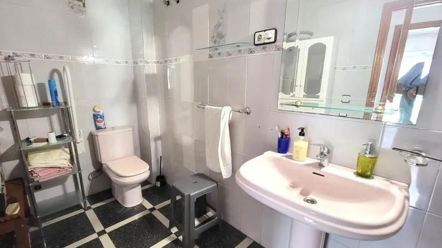 Apartment de 1 chambre à Torrevieja, Espagne No. 208 № 22
