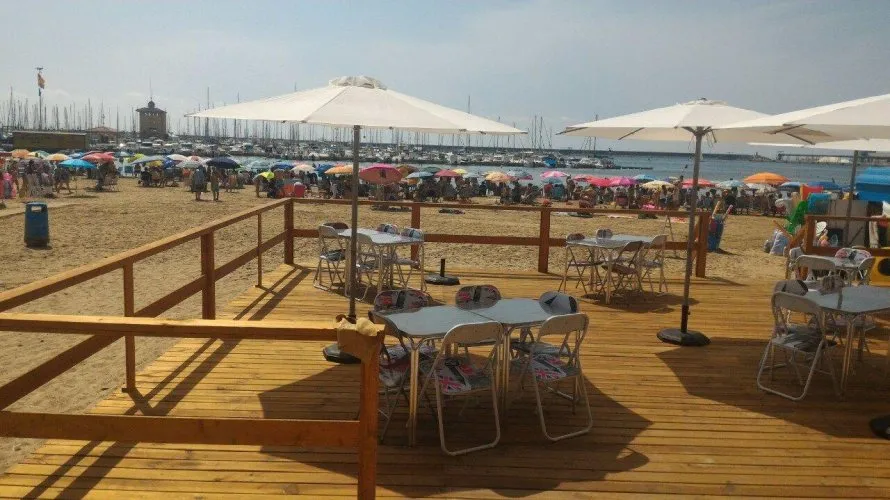 Commercial property de 400m² à Torrevieja, Spain No. 131 № 9