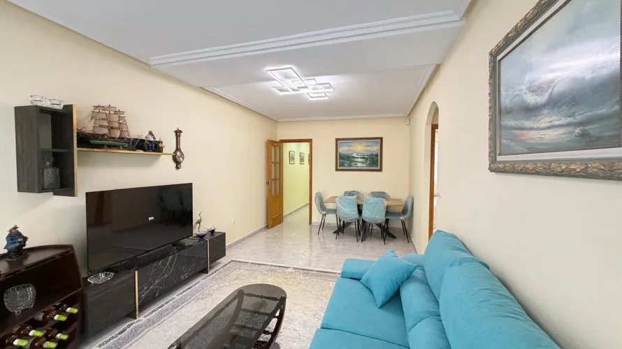Apartment de 3 chambres à Torrevieja, Espagne No. 187 № 27