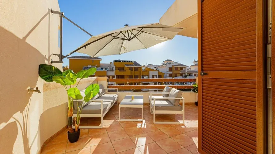 Apartment de 2 chambres à Torrevieja, Espagne No. 129 № 18