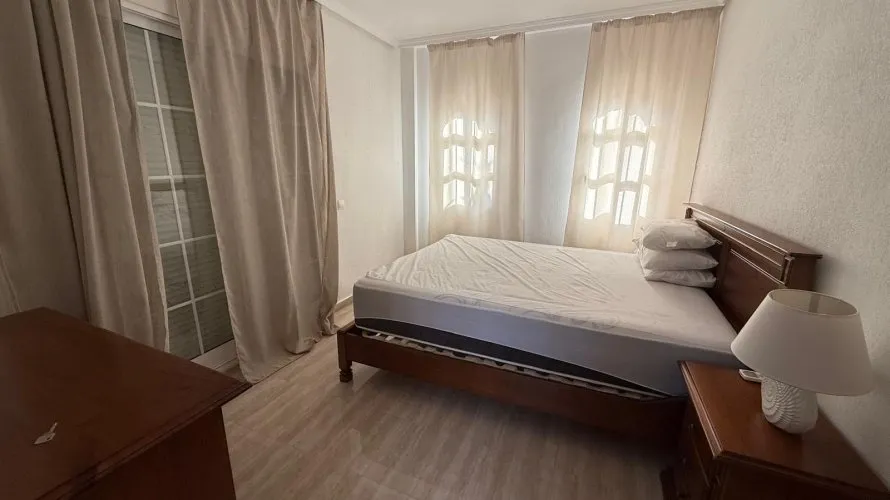 House de 3 chambres à Torrevieja, Espagne No. 213 № 13