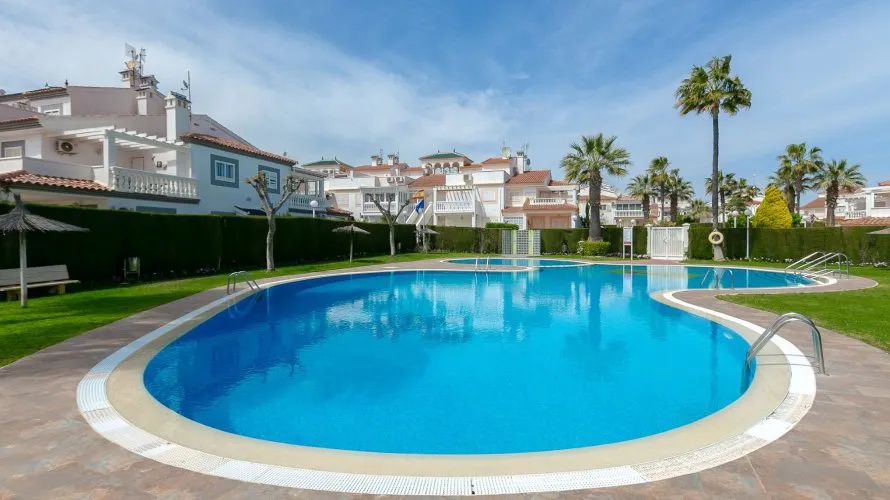 Penthouse de 89m² à Torrevieja, Espagne No. 230 № 2
