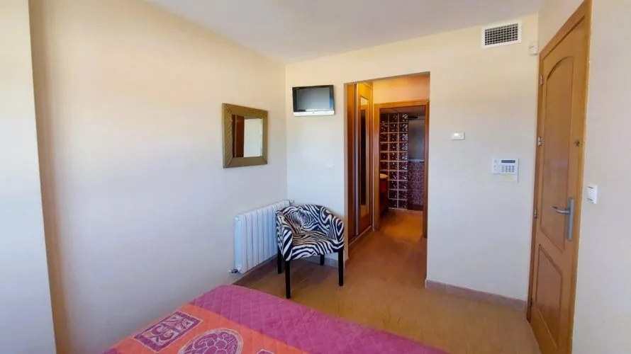 Apartment de 4 chambres à Torrevieja, Espagne No. 130 № 16