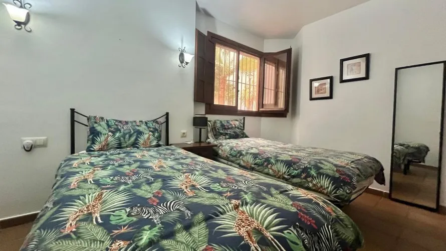 Bungalow de 2 chambres à Torrevieja, Espagne No. 182 № 25
