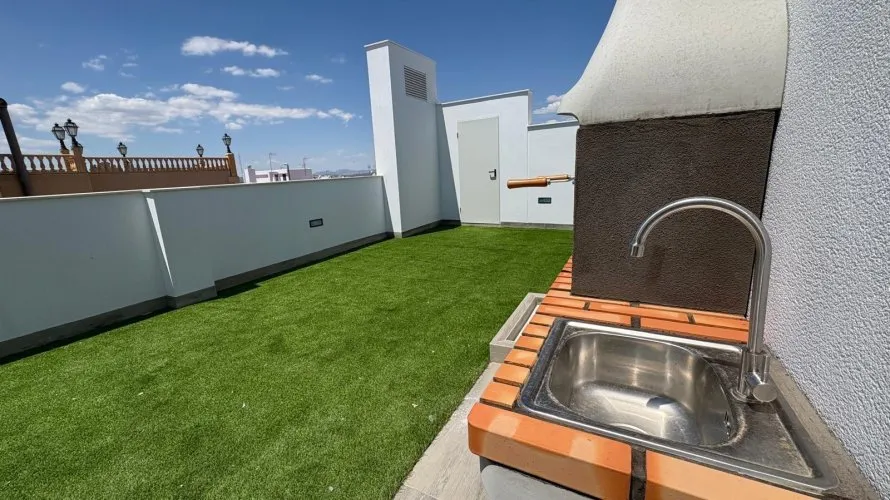 Apartment de 2 chambres à Torrevieja, Espagne No. 65 № 23