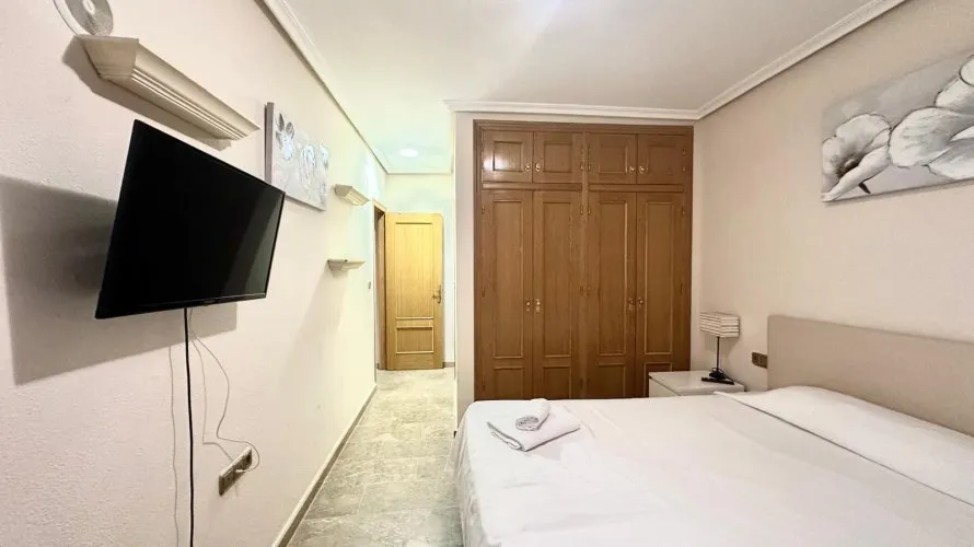 Apartment de 3 chambres à Torrevieja, Espagne No. 239 № 3