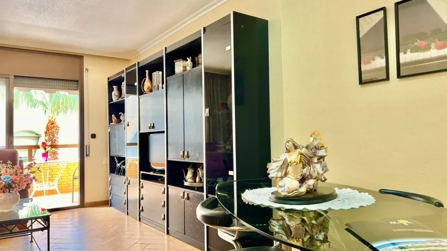 Apartment de 3 chambres à Torrevieja, Espagne No. 73 № 12