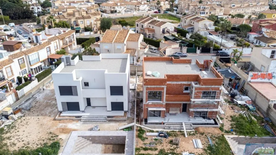 Villa de 3 chambres à Torrevieja, Espagne No. 119
