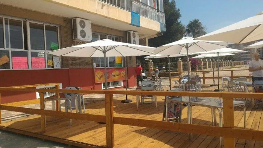 Commercial property de 400m² à Torrevieja, Spain No. 131 № 14