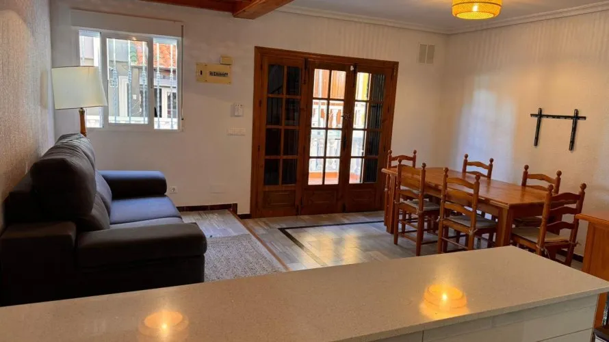 Bungalow de 2 chambres à Torrevieja, Espagne No. 107 № 4