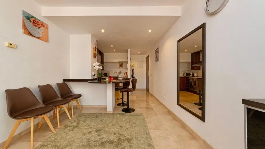 Apartment de 2 chambres à Torrevieja, Espagne No. 129 № 9