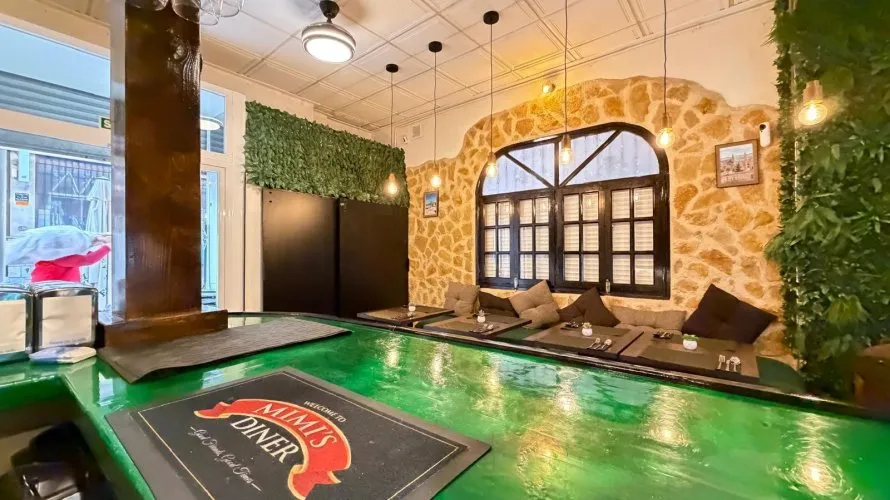 Commercial property de 57m² à Torrevieja, Espagne No. 209 № 12