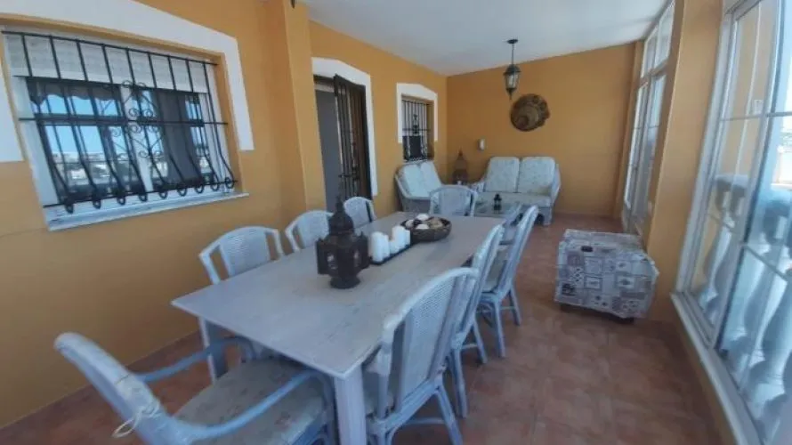 Apartment de 283m² à Torrevieja, Spain No. 138 № 2