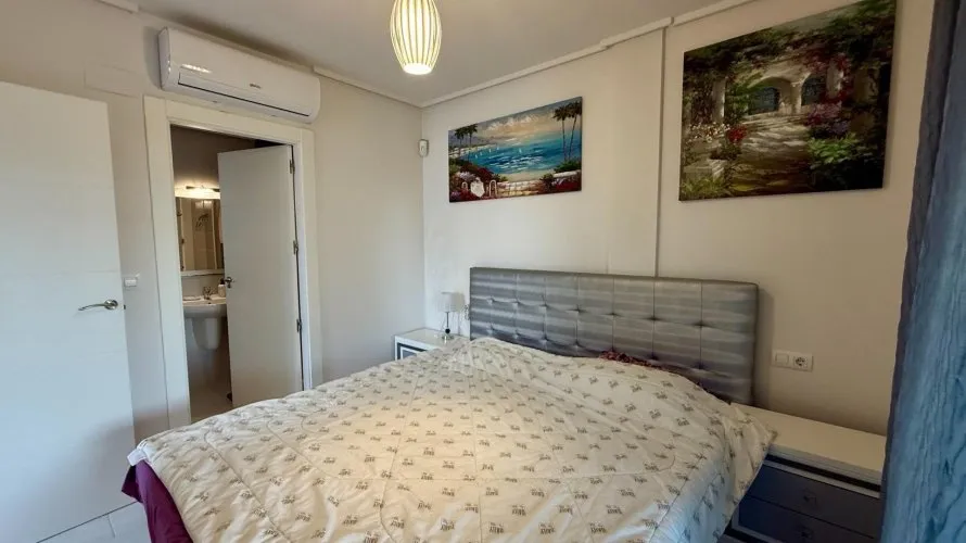 Apartment de 3 chambres à Torrevieja, Spain No. 77 № 20