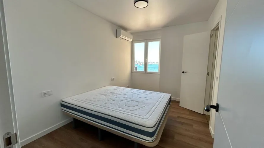 Apartment de 2 chambres à Torrevieja, Espagne No. 70 № 24