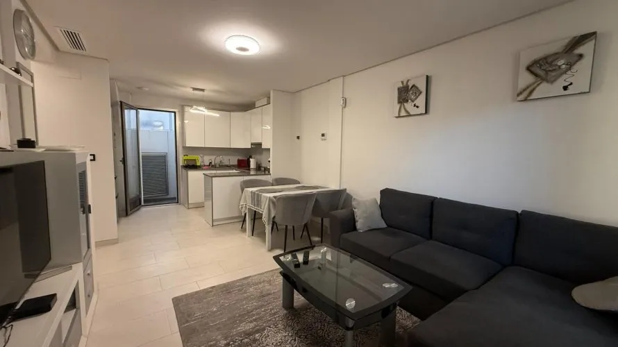 Apartment de 3 chambres à Torrevieja, Spain No. 77 № 2