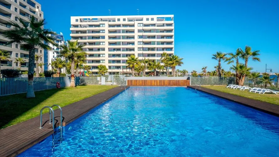 Penthouse de 3 chambres à Torrevieja, Espagne No. 197 № 2