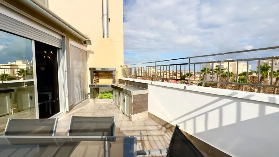 Commercial property de 12 chambres à Torrevieja, Spain No. 225 № 13