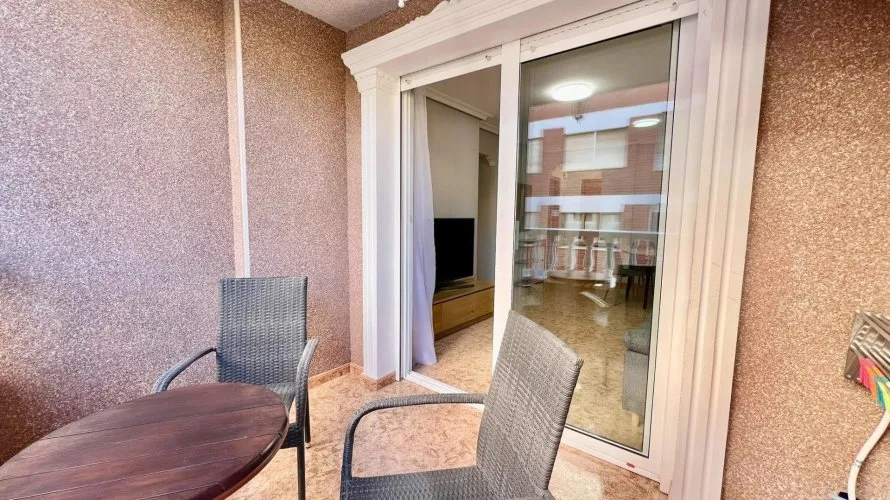 Apartment de 2 chambres à Torrevieja, Espagne No. 253 № 10