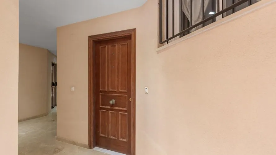 Apartment de 2 chambres à Torrevieja, Espagne No. 251 № 6