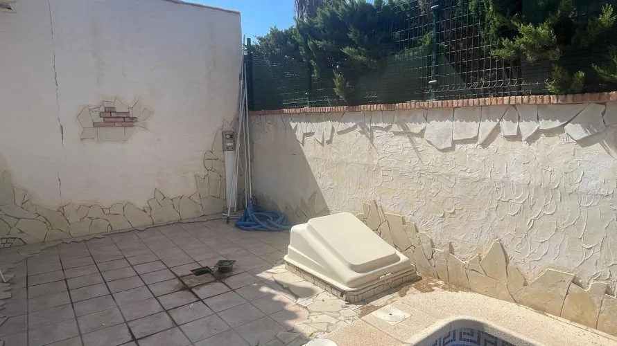 House de 5 chambres à Torrevieja, Espagne No. 160 № 28