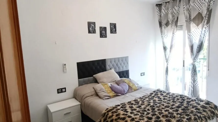 House de 4 chambres à Torrevieja, Espagne No. 246 № 23