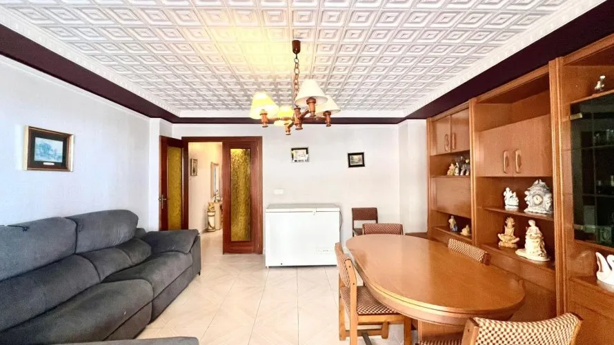 Apartment de 3 chambres à Torrevieja, Espagne No. 223 № 2